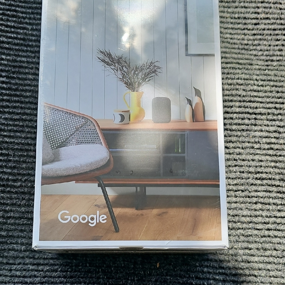 Google Nest Audio Speaker in Charcoal - Picture 4 of 4